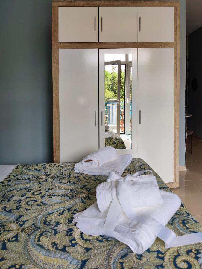 Hospitable Appartment In The Central Park, Xanthi Extérieur photo