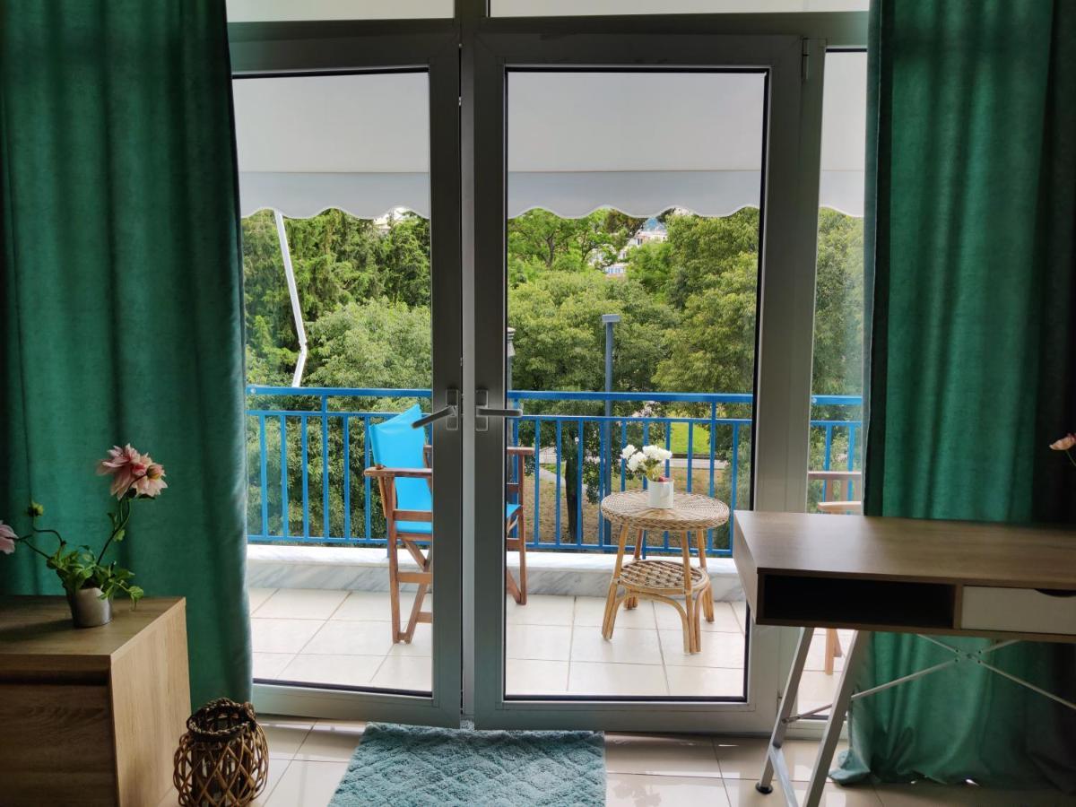 Hospitable Appartment In The Central Park, Xanthi Extérieur photo